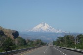 mt-hood-with-semi