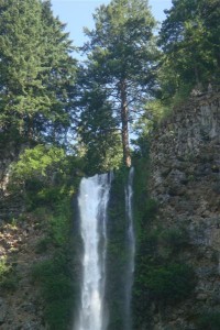 multnomah-falls-1-med2