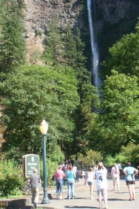 multnomah-falls-4-med1